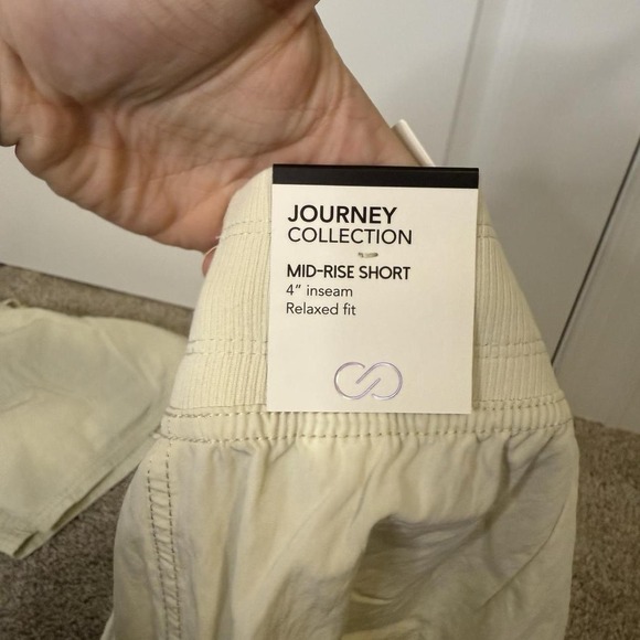 CALIA Women's Journey Collection Relaxed Fit Mid Rise 4 Inch Inseam Shorts - Picture 3 of 4